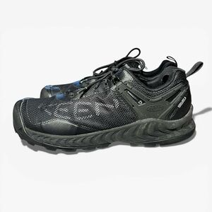 🌻KEEN Men’s NXIS EVO Waterproof Shoes Triple Black Size 13 {FLAW: Please Read}